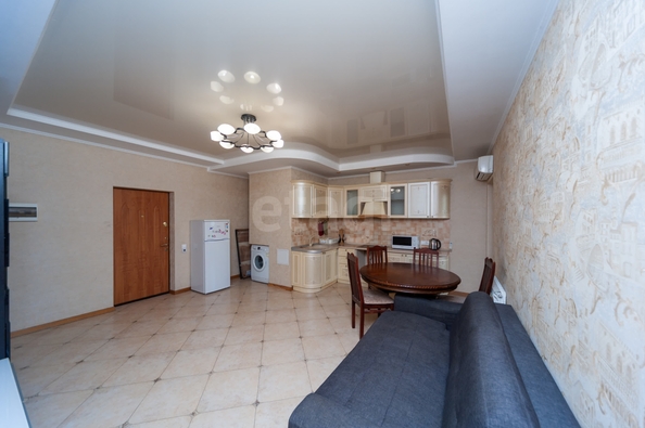 
  Продается 2-комн. квартира 60.8 м². Фото 1.