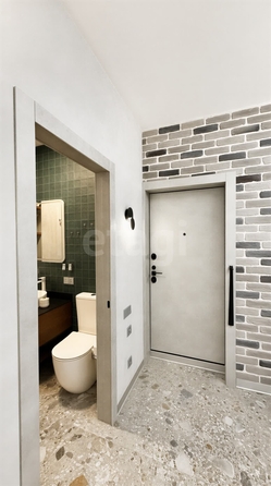 
  Продается 4-комн. квартира 68.4 м². Фото 32.