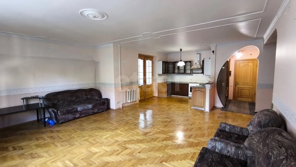 
  Продается 3-комн. квартира 121.9 м². Фото 2.