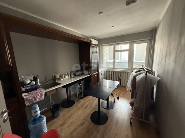
  Продается универсальное помещение 295 м². Фото 11.