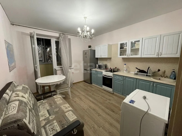 
  Сдается 1-комн. квартира 42 м². Фото 1.