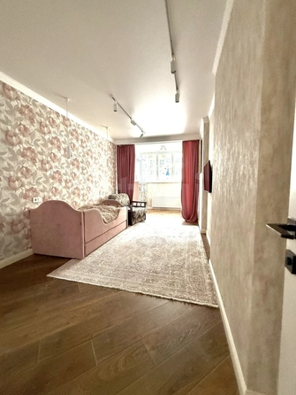 
  Продается 3-комн. квартира 77.9 м². Фото 1.