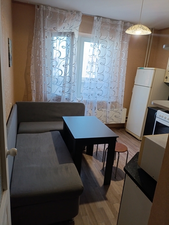 
  Сдам 1-комн. квартиру 40 м². Фото 1.