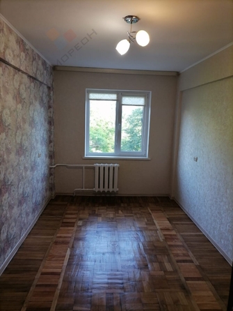 
   Продам 3-комнатную, 61 м², Зиповская ул, 19

. Фото 4.
