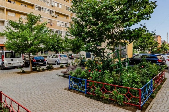 
   Продам 2-комнатную, 64.5 м², Московская ул, 144к1

. Фото 31.