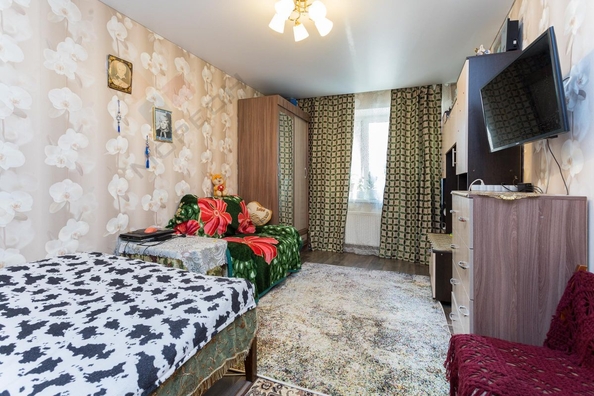 
   Продам 2-комнатную, 55.1 м², Сергея Есенина ул, 108/9В

. Фото 4.