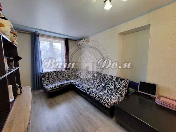 
   Продам 1-комнатную, 36 м², Дивноморская ул, 37к20

. Фото 3.