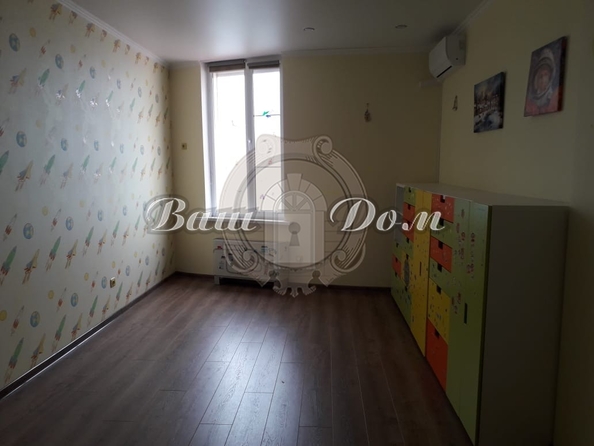 
   Продам 3-комнатную, 120 м², Набережная ул, 11

. Фото 11.