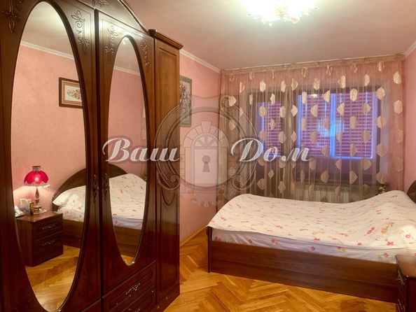 
   Продам 3-комнатную, 60 м², Островского ул, 122А

. Фото 3.