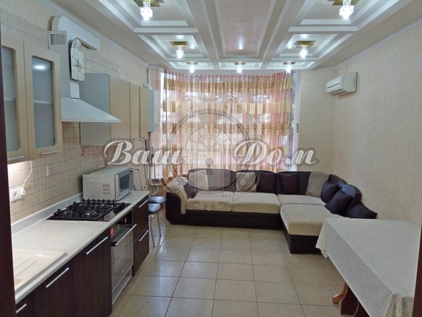 
   Продам 3-комнатную, 104 м², Куникова ул, 22

. Фото 1.