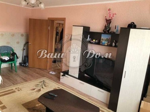 
   Продам 2-комнатную, 57 м², Маршала Жукова ул, 1к4

. Фото 4.