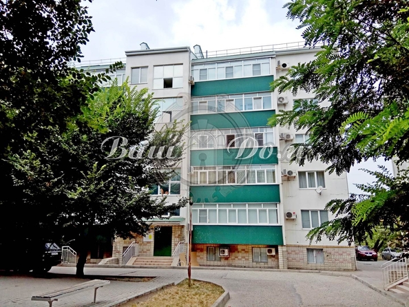 
   Продам 3-комнатную, 104 м², Нахимова ул, 2

. Фото 23.