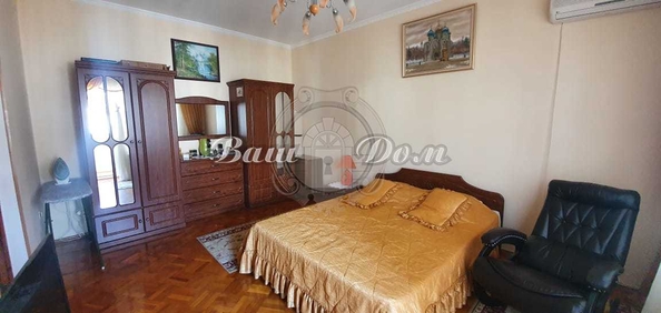 
   Продам 3-комнатную, 107 м², Островского ул, 135/2

. Фото 14.