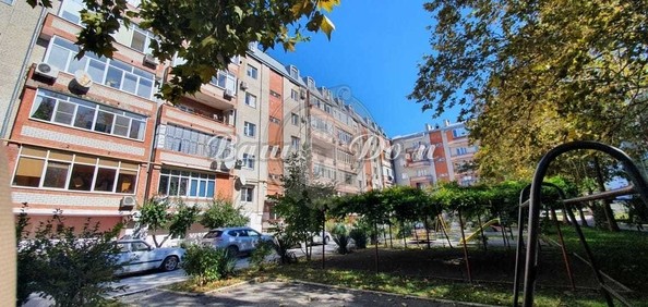 
   Продам 3-комнатную, 107 м², Островского ул, 135/2

. Фото 26.