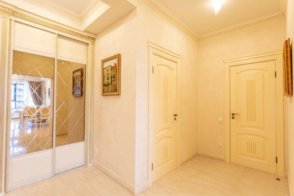 
   Продам 3-комнатную, 120 м², Войкова ул, 21

. Фото 14.