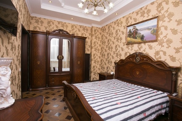 
   Продам 3-комнатную, 50 м², Белых акаций ул, 4А

. Фото 5.