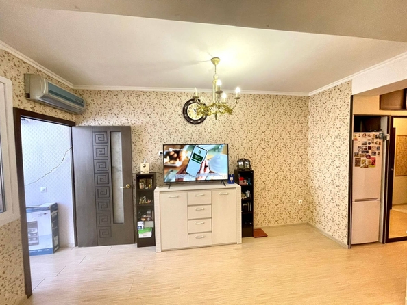 
   Продам 2-комнатную, 43 м², Целинная ул, 13А

. Фото 4.