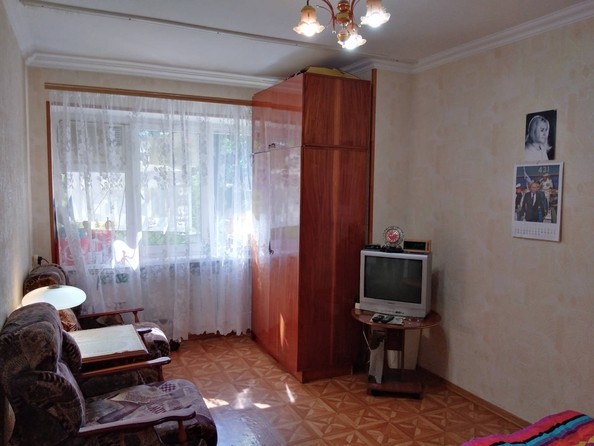 
   Продам 1-комнатную, 32 м², Навагинская ул, 9

. Фото 1.