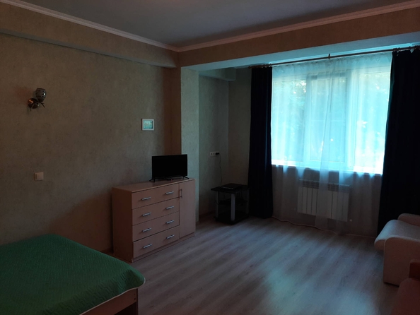 
   Продам 2-комнатную, 51 м², Плеханова ул, 53/16

. Фото 5.