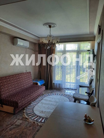 
   Продам 1-комнатную, 45 м², Тепличная ул, 50

. Фото 1.