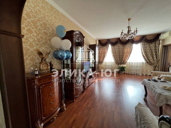 
  Продается дом, 280 м², поселок городского типа Новомихайловский
. Фото 9.