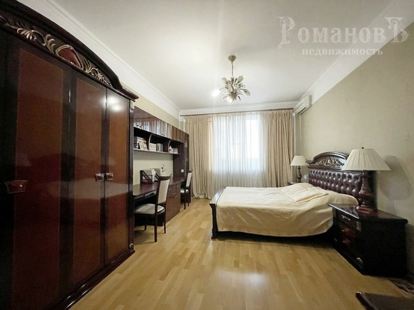 
   Продам 4-комнатную, 178.4 м², Мира ул, 282/2

. Фото 22.