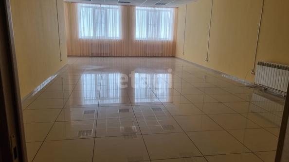 
  Сдается универсальное помещение 600 м². Фото 10.