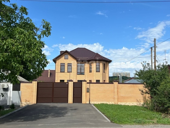 
  Продается дом 220 м². Фото 1.