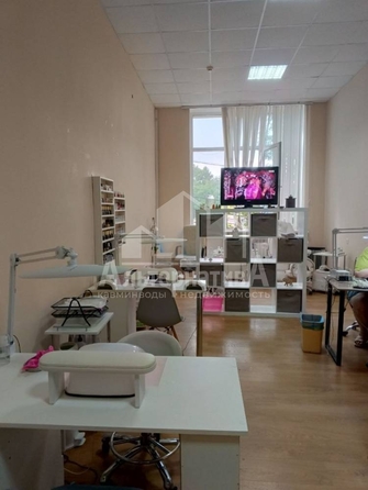 
  Продается универсальное помещение, 1031.8 м², Володарского ул
. Фото 7.