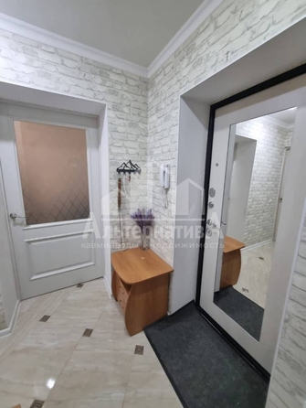 
   Продам 1-комнатную, 34 м², Окопная ул

. Фото 1.