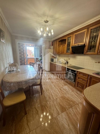 
   Продам 2-комнатную, 92 м², Кирова ул

. Фото 1.