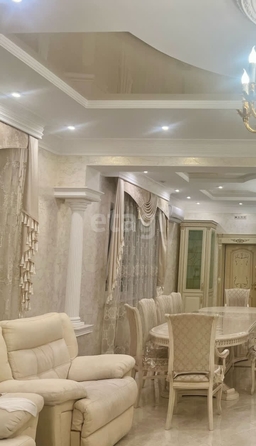 
   Продам дом, 354 м², Ставрополь

. Фото 2.