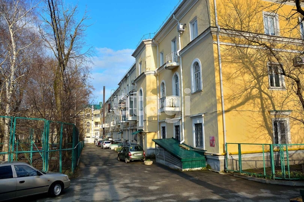 
   Продам 2-комнатную, 40.5 м², Советская ул, 1

. Фото 11.