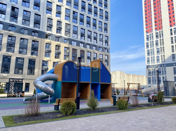 
   Продам 2-комнатную, 63 м², Высота, литер 4.1

. Фото 6.
