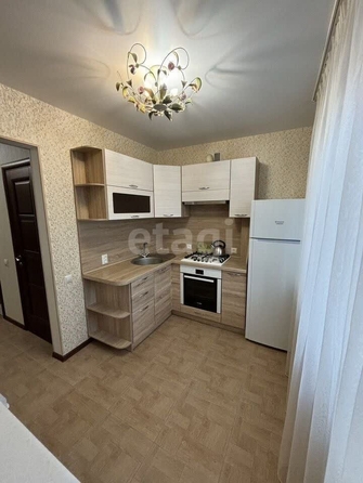 
   Продам 2-комнатную, 50.1 м², Ленина ул, 268

. Фото 4.