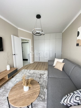 
   Продам 1-комнатную, 36 м², Матрёны Наздрачёвой ул, 3/3к2

. Фото 8.