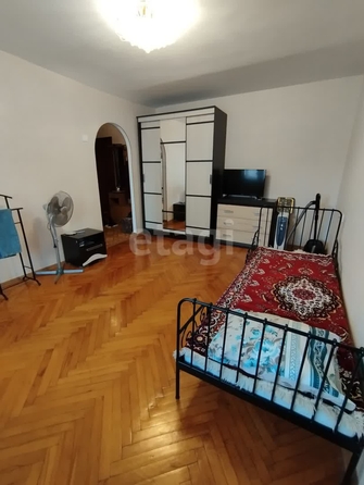 
   Продам 2-комнатную, 37.7 м², 50 лет ВЛКСМ ул, 24/3

. Фото 2.