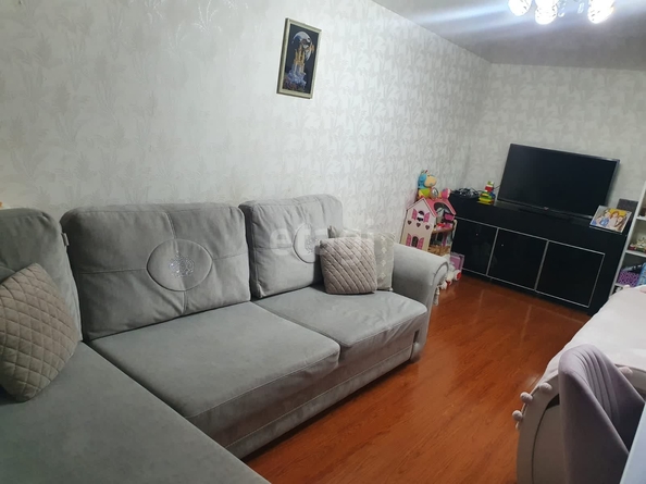 
   Продам 1-комнатную, 45.2 м², Серова ул, 472/4

. Фото 1.