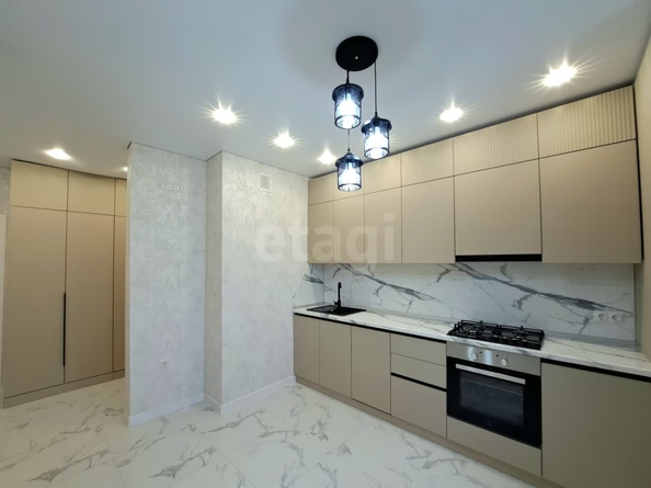 
   Продам 2-комнатную, 53 м², Матрёны Наздрачёвой ул, 3/3к1

. Фото 3.
