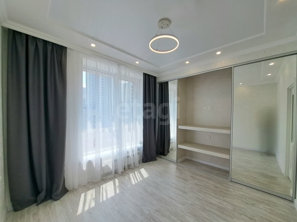 
  Продается 1-комн. квартира, 36.2 м², Российский пр-кт, д. 13
. Фото 3.