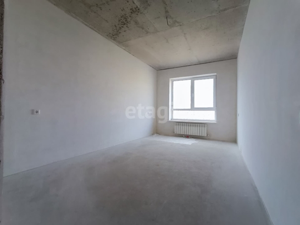 
  Продается 2-комн. квартира, 62.1 м², Николая Голодникова ул, д. 4
. Фото 5.