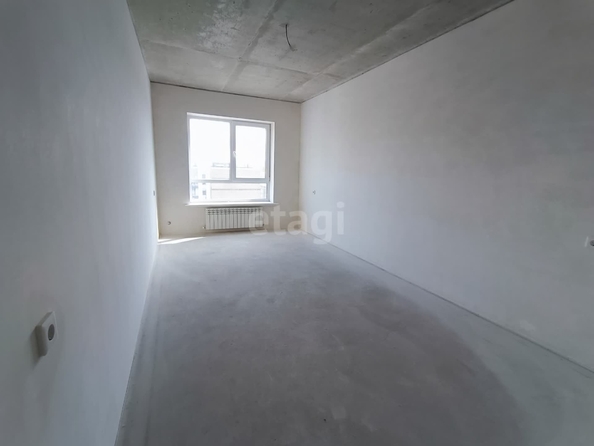 
  Продается 2-комн. квартира, 62.1 м², Николая Голодникова ул, д. 4
. Фото 8.