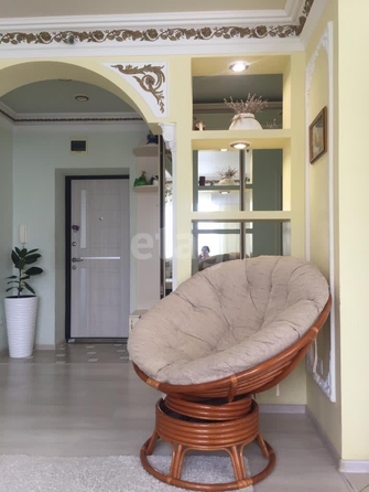 
   Продам 2-комнатную, 52 м², Доваторцев ул, 201б

. Фото 2.