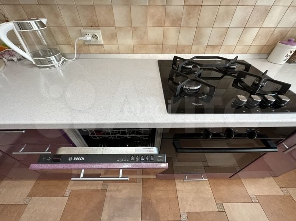 
  Продается 1-комн. квартира, 38.7 м², Пирогова ул, д. 74
. Фото 5.
