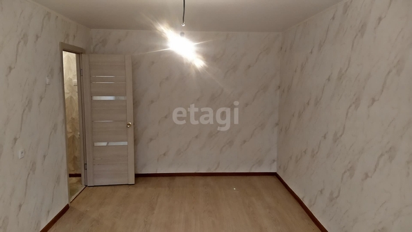 
   Продам 1-комнатную, 30.4 м², 50 лет ВЛКСМ ул, 15/1

. Фото 4.