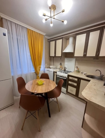 
   Продам 4-комнатную, 100 м², Ленина ул, 272а

. Фото 2.