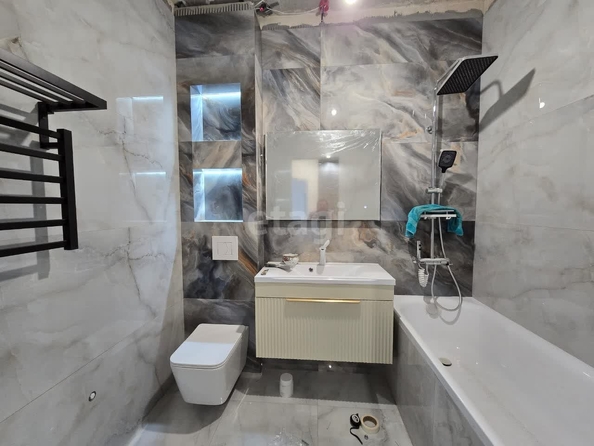 
   Продам 1-комнатную, 34.8 м², Алексея Яковлева ул, 3/1

. Фото 4.