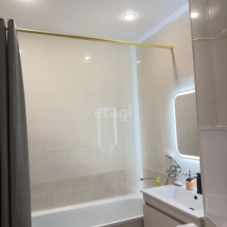 
   Продам 1-комнатную, 51 м², Доваторцев ул, 86/1

. Фото 16.