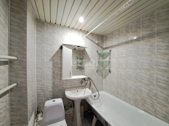 
   Продам 1-комнатную, 39 м², Фестивальный проезд, 1/2

. Фото 8.