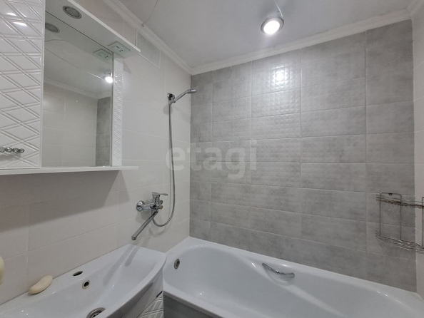 
  Продается 3-комн. квартира, 64.8 м², Доваторцев ул, д. 59/1
. Фото 12.